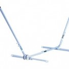 Hængekøjeramme fremstillet af pulverlakeret stålrør bærer mellemstore hængekøjer.